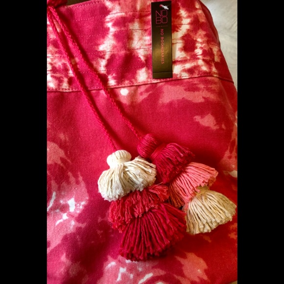 NO BOUNDARIES PINK/WHITE CANVAS TOTE - Picture 9 of 9